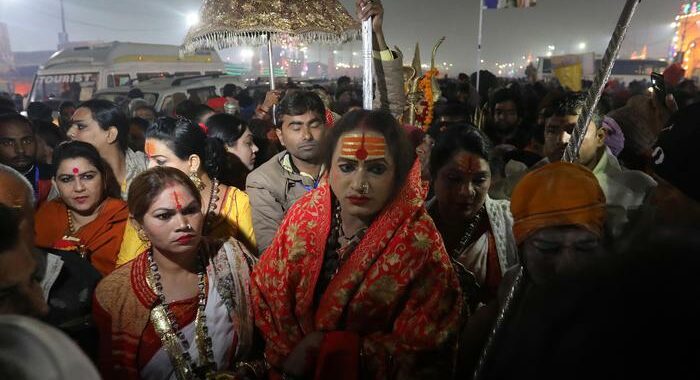 India: milioni di pellegrini al festival Kumba Mela