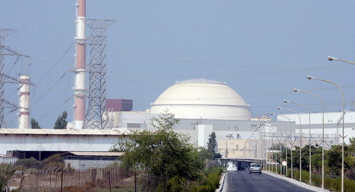 Iran avvia l’arricchimento dell’uranio al 20%
