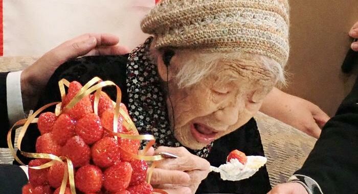 La donna più anziana al mondo in Giappone compie 118 anni