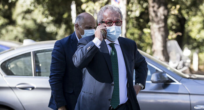 Maroni, dura ma ora è tutto sotto controllo, faccio accertamenti