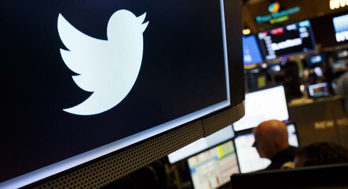 Twitter blocca account ambasciata Cina in Usa su Xinjiang