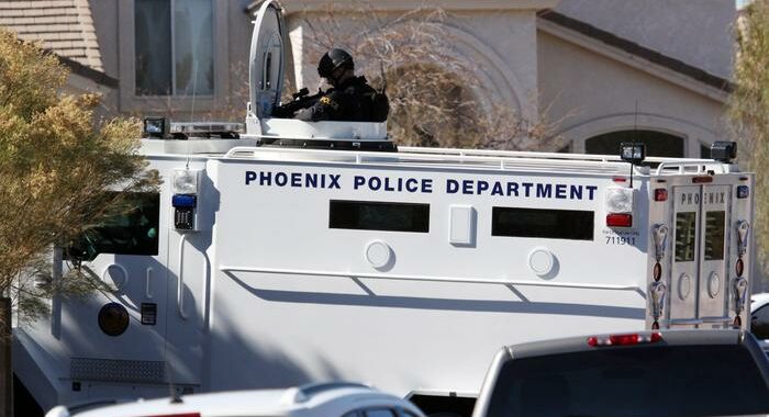 Usa: sparatoria stamattina a Phoenix, diversi feriti