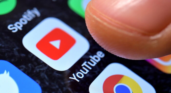 Usa: YouTube estende sospensione Trump per una settimana