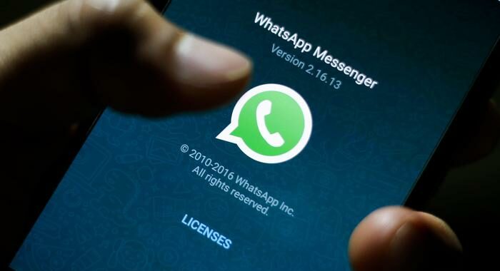 WhatsApp, in Europa nessuna modifica a condivisione dati con Facebook