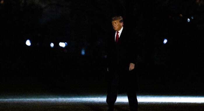 YouTube sospende il canale di Trump per una settimana
