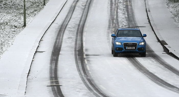 Meteo: Gb, tempesta Darcy porta gelo record in Scozia