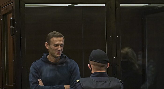 Navalny, ‘vogliono imprigionare me per spaventarne milioni’
