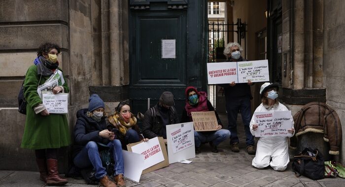 Non ha agito per il clima, Francia condannata