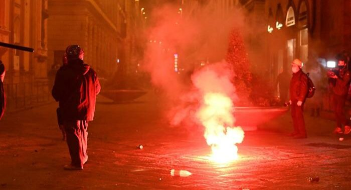 Scontri manifestazione Firenze, 7 arresti