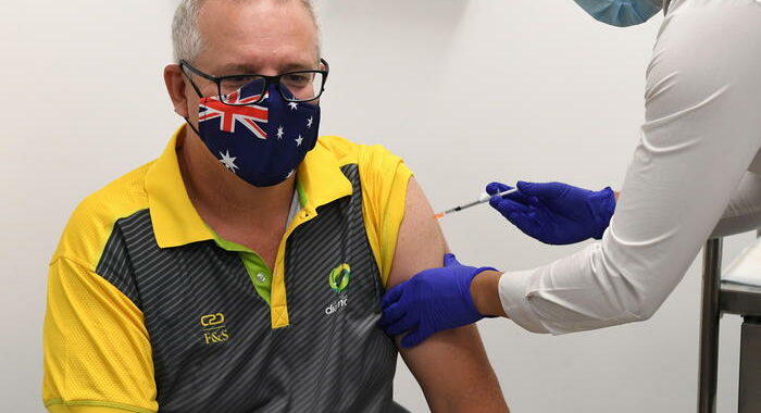 Vaccini: Premier Australia riceve dose in diretta tv