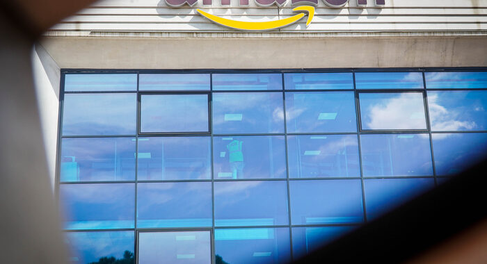 Amazon: Orlando, convocherò l’azienda ed il sindacato