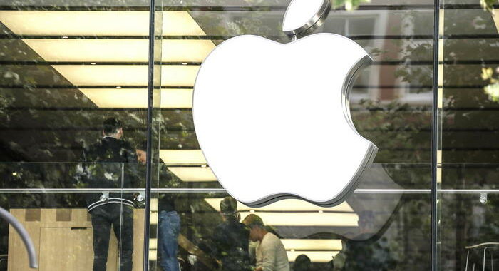 Apple: da 4,7 mld ‘green bond’ 1,2 gigawatt energia pulita