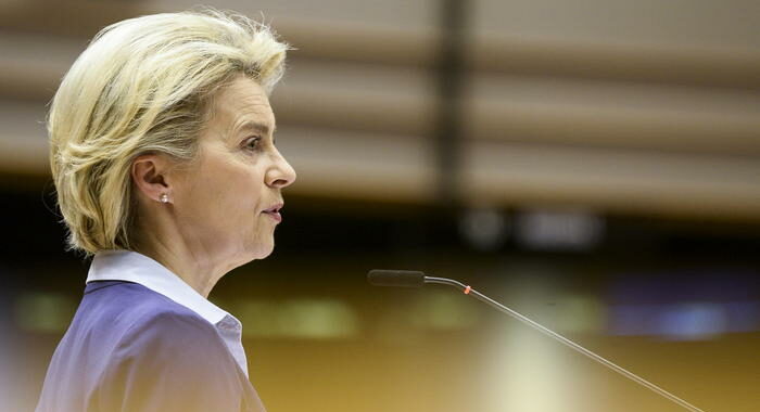 Astrazeneca:Von Der Leyen a Draghi, avviata review dall’Ema