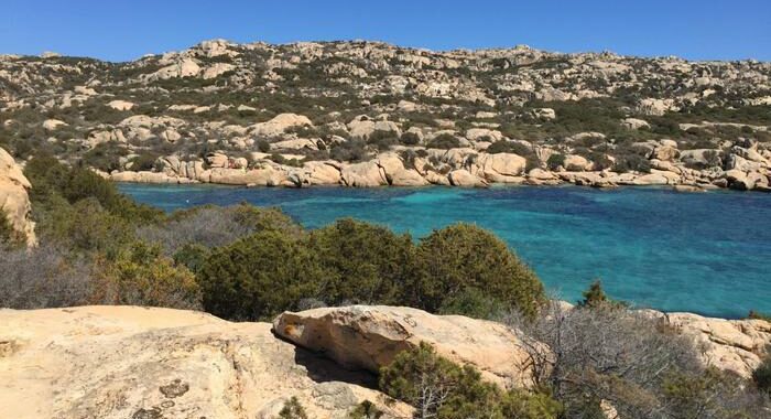 Aumentano i contagi, La Maddalena resta in zona rossa