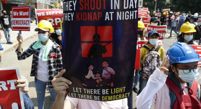 Birmania, morto un altro esponente del partito di Suu Kyi