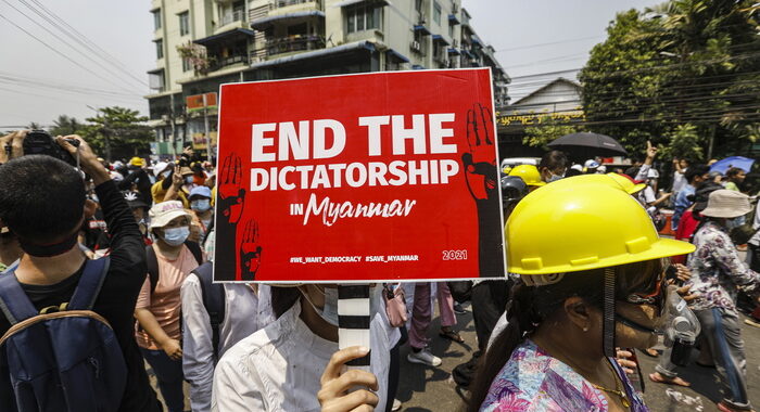 Birmania: Onu, l’Italia condanna la ‘brutale repressione’