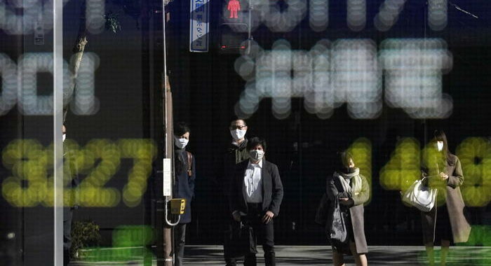 Borsa: Tokyo, apertura in calo (-0,70%)