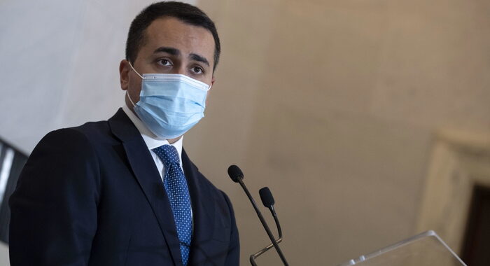 Di Maio, accelerare subito con le vaccinazioni