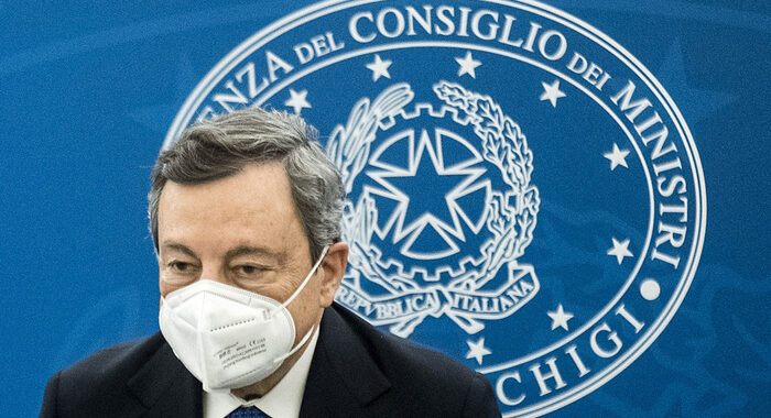 Draghi, Salvini? Chiusure dipendono dai dati contagi
