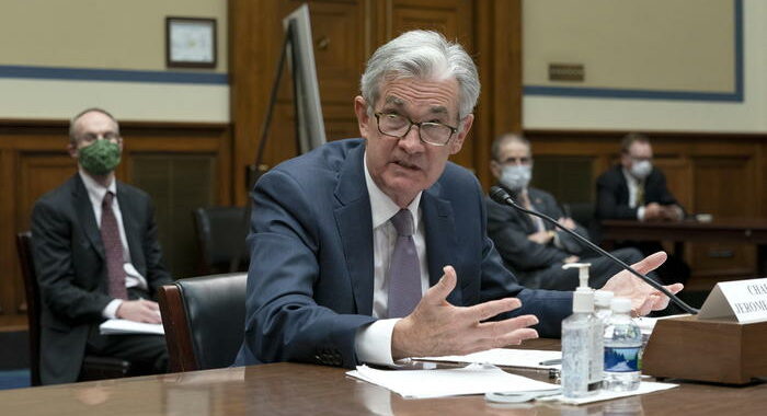 Fed: tassi fermi vicino allo zero fino al 2023