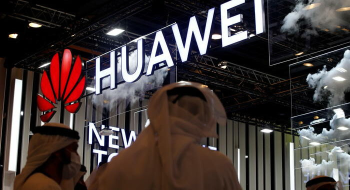 Huawei, dopo scure sanzioni Usa pensa a veicoli elettrici