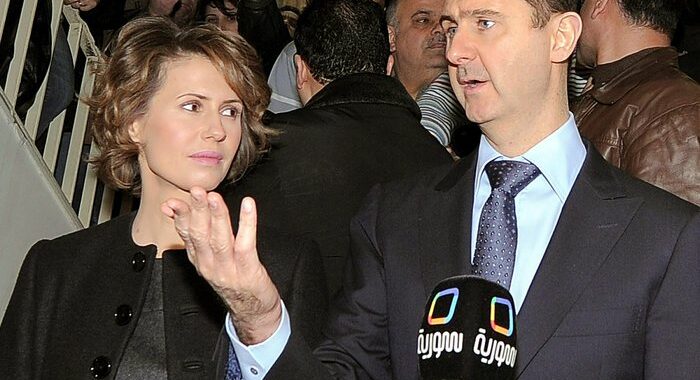 Siria: la Gran Bretagna indaga Asma Assad per crimini di guerra