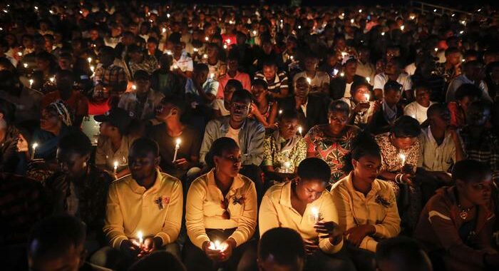 Storici, ‘Francia corresponsabile dei massacri in Ruanda’