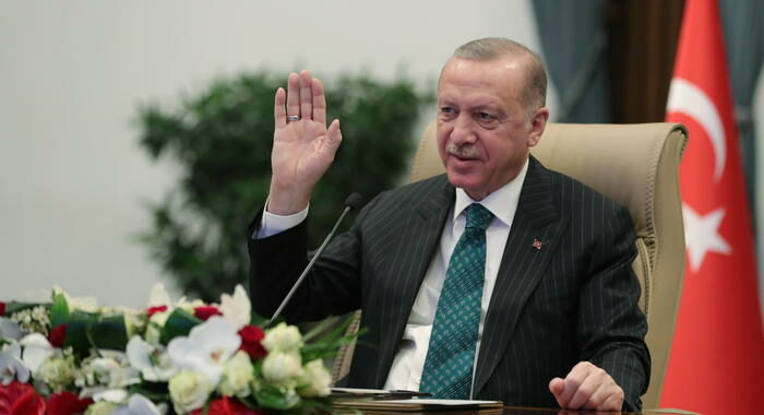 Turchia: Ue avvia disgelo rapporti, ma con cautela