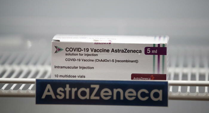 Vaccini: Olanda sospende uso Astrazeneca fino a 28 marzo