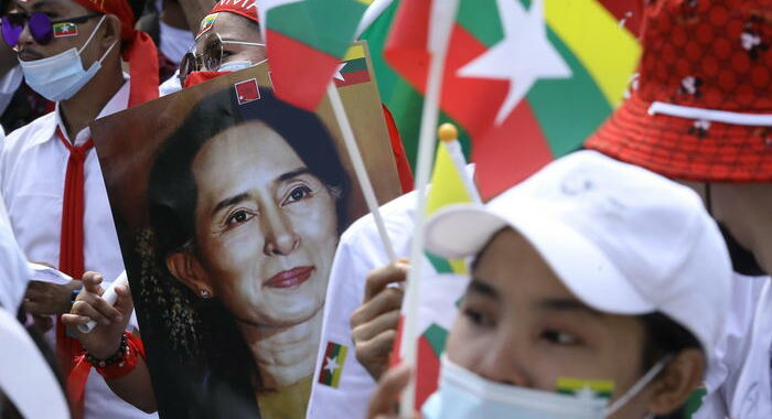 Washington accorda ‘protezione temporanea’ a birmani in Usa