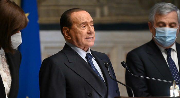 Berlusconi: Tajani, periodo di riposo dopo il covid