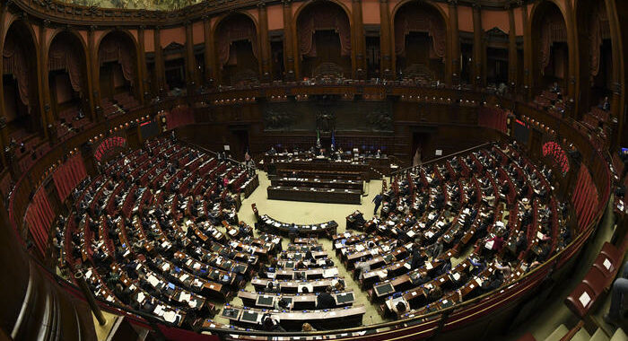 Borsa: ok mozione, Italia abbia ruolo primario in governance