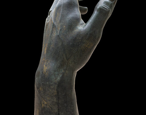 Capitolini, ricomposta mano colosso bronzeo Costantino