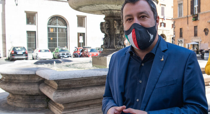 Covid: Salvini, nessun ricatto ma aprire dove è possibile