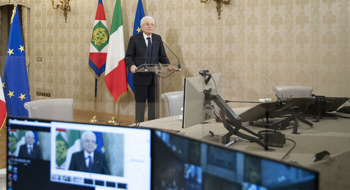 Covid:Mattarella,da qua a poco approderemo a nuova normalità