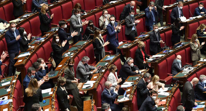 Elezioni: Camera, ok definitivo a decreto sul rinvio