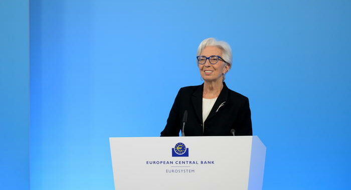 Lagarde, cruciali politiche bilancio ambiziose e coordinate