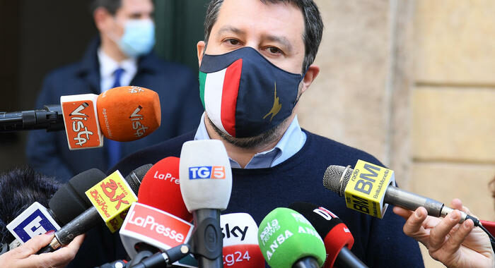 Lega: confronto Salvini-ambasciatore Pakistan in Italia