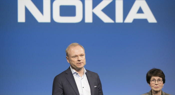 Nokia:+9% ricavi a 5,08 miliardi, utile a 551mln,sopra stime