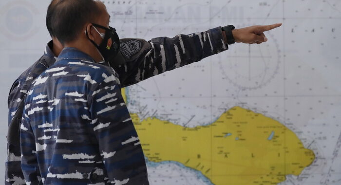 Ritrovati detriti del sommergibile scomparso a Bali