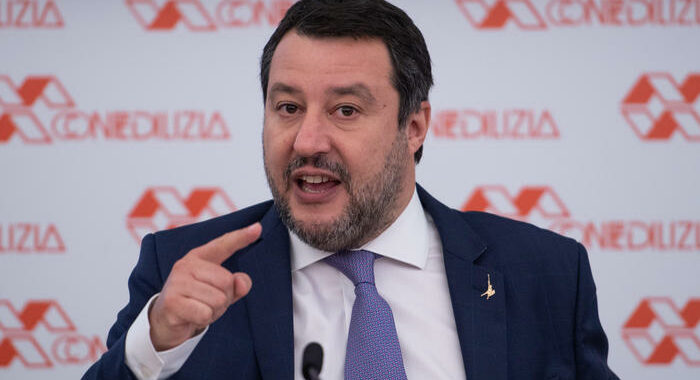 Salvini, Pd-M5s si scordino che usciamo da governo