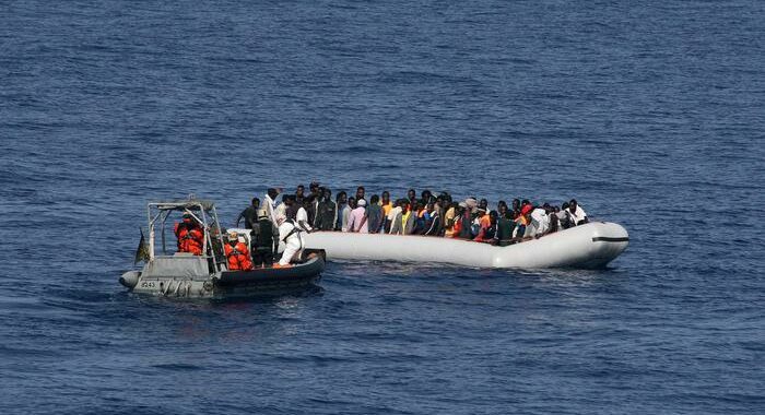 ++ Sos Mediterranee, oltre 100 migranti morti al largo Libia ++