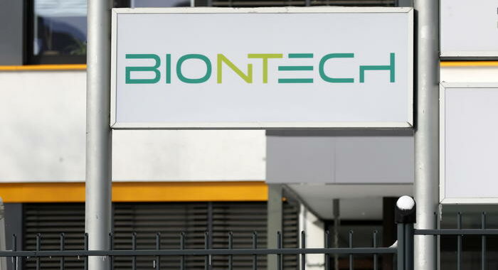 Biontech: oltre 2 miliardi di ricavi nel primo trimestre