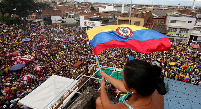 Colombia: comitato sciopero convoca nuove giornate protesta