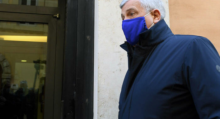 Comuni: Tajani, Bertolaso ed Albertini ci ripensino