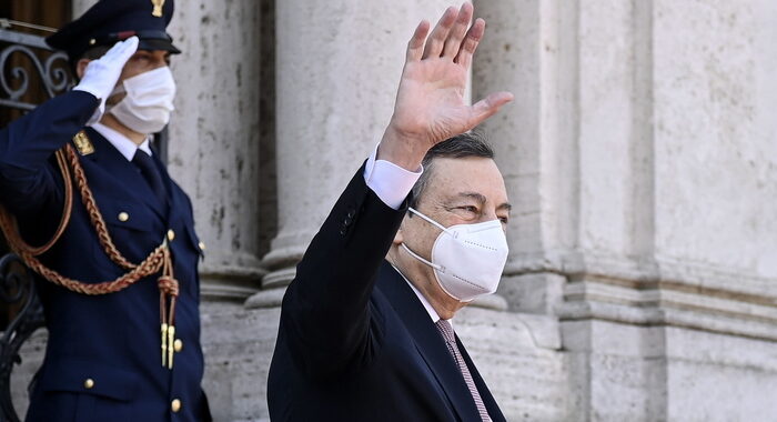 Draghi,Italia favorevole a sospensione temporanea brevetti