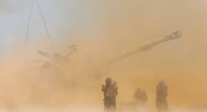 Hamas spara 15 razzi verso Dimona, c’è la centrale nucleare