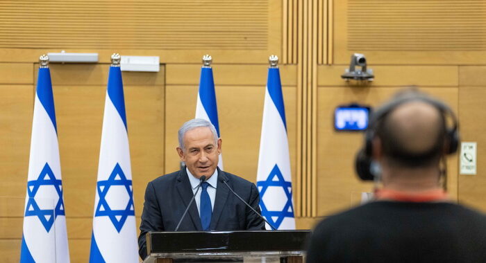 Ira di Netanyahu, ‘Bennett imbroglia gli israeliani’