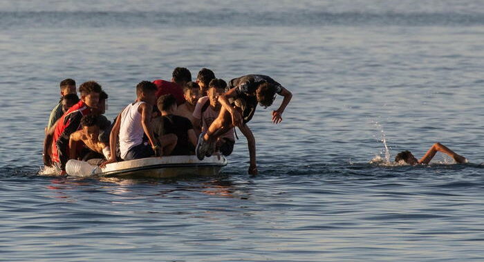 Migranti: l’Onu chiede a Libia e Ue un cambio di passo