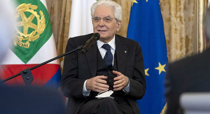 Offese social a Mattarella, perquisizioni in tutta Italia